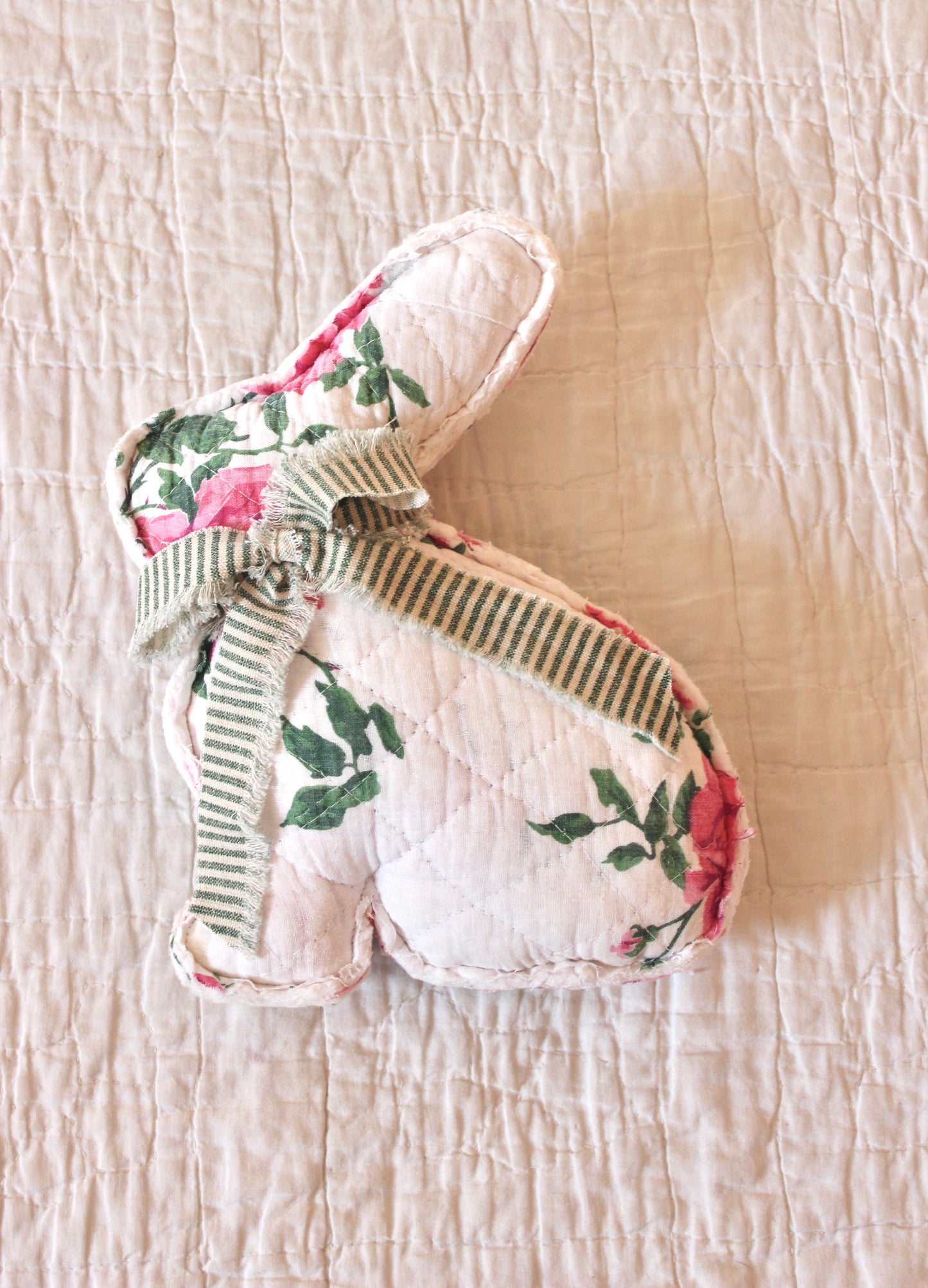 ROSE CUTTER QUILT BUNNY