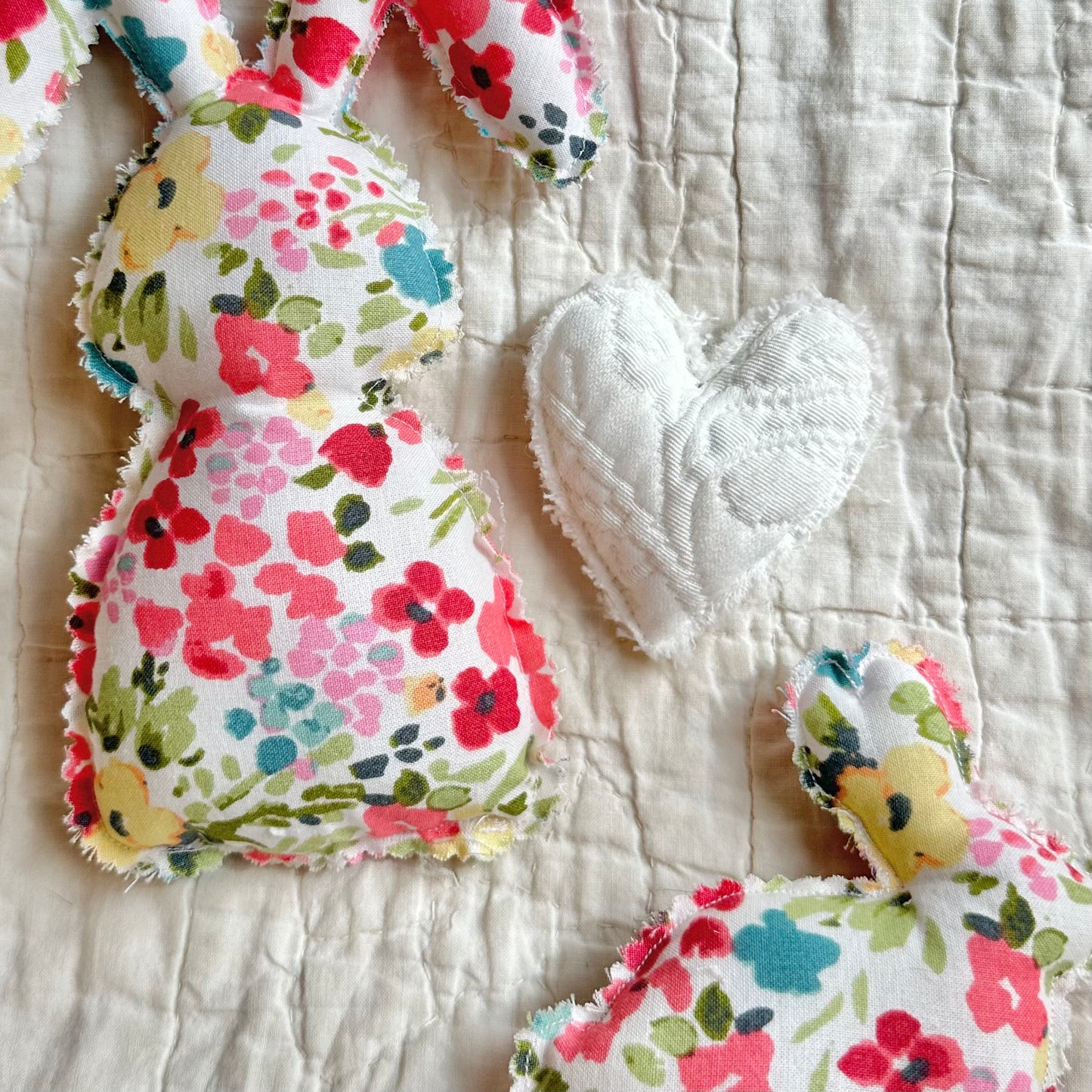 FLORAL EASTER BUNNY SET